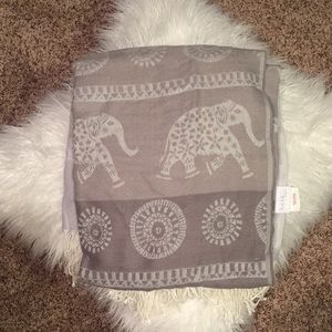 Adorable Pattern Elephant Scarf Nicole Miller Home